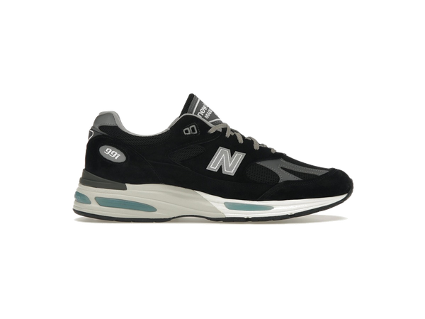 New Balance 991v2 MiUK Black Grey