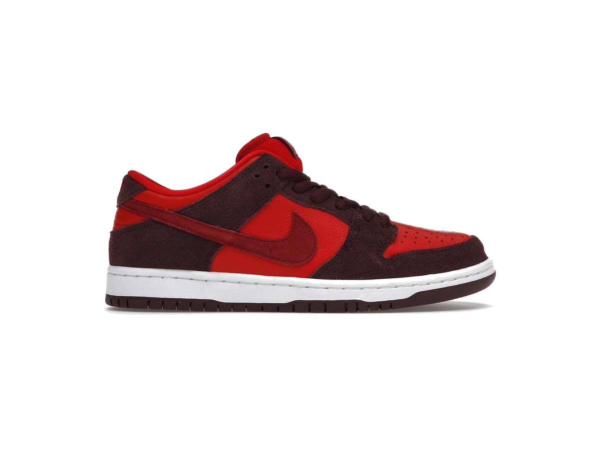 Nike SB Dunk Low Cherry