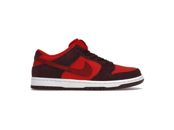 Nike SB Dunk Low Cherry